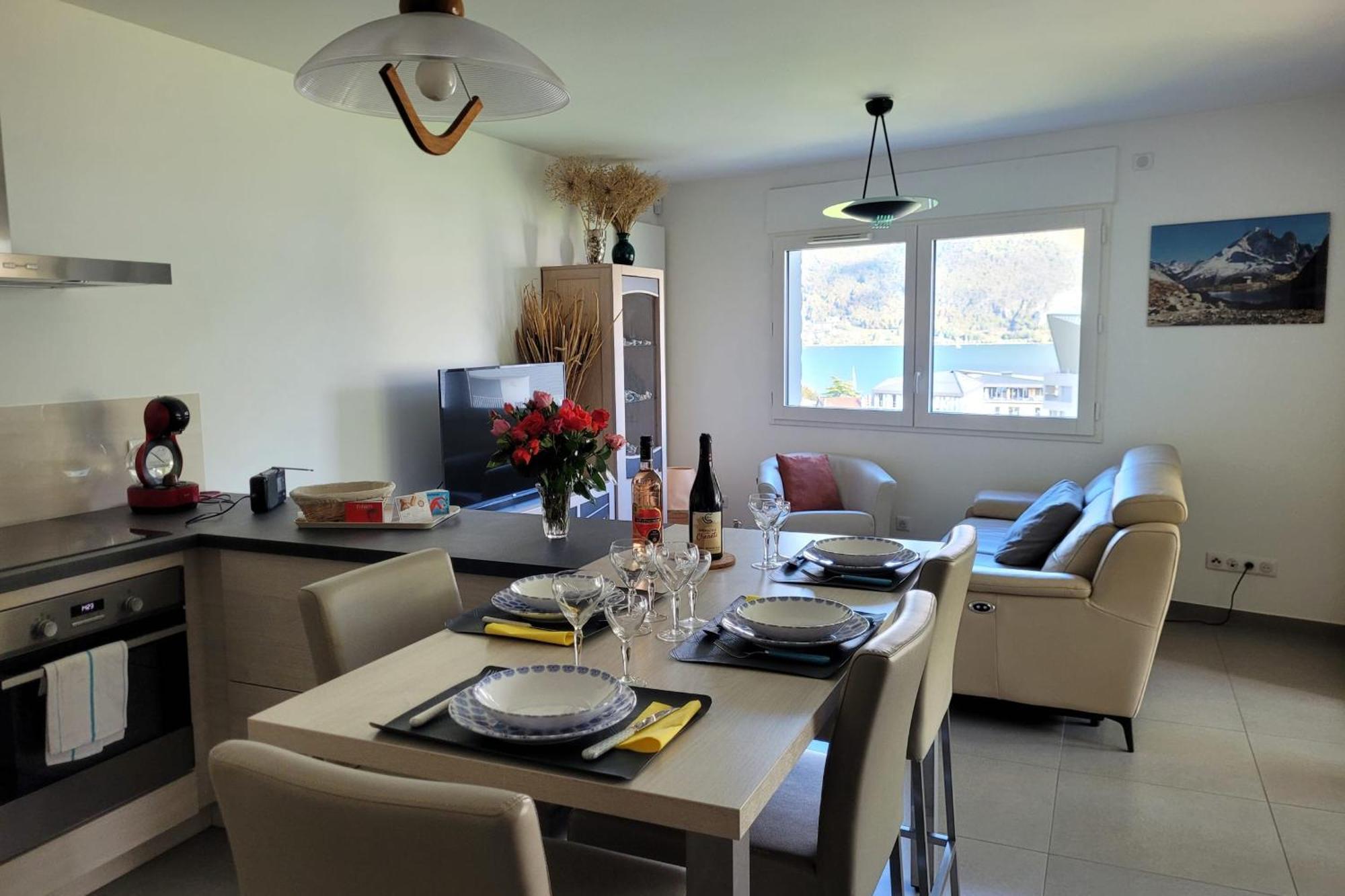 Le Tableau Du Lac 507 - 2 Bedrooms Apartment With Lake View Terrace Annecy Ngoại thất bức ảnh